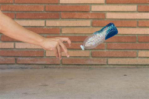 water bottle flipping